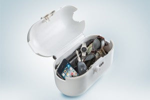 AquaVault-keeps-all-your-stuff-safe-at-the-pool-or-beach AquaVault Inc.
