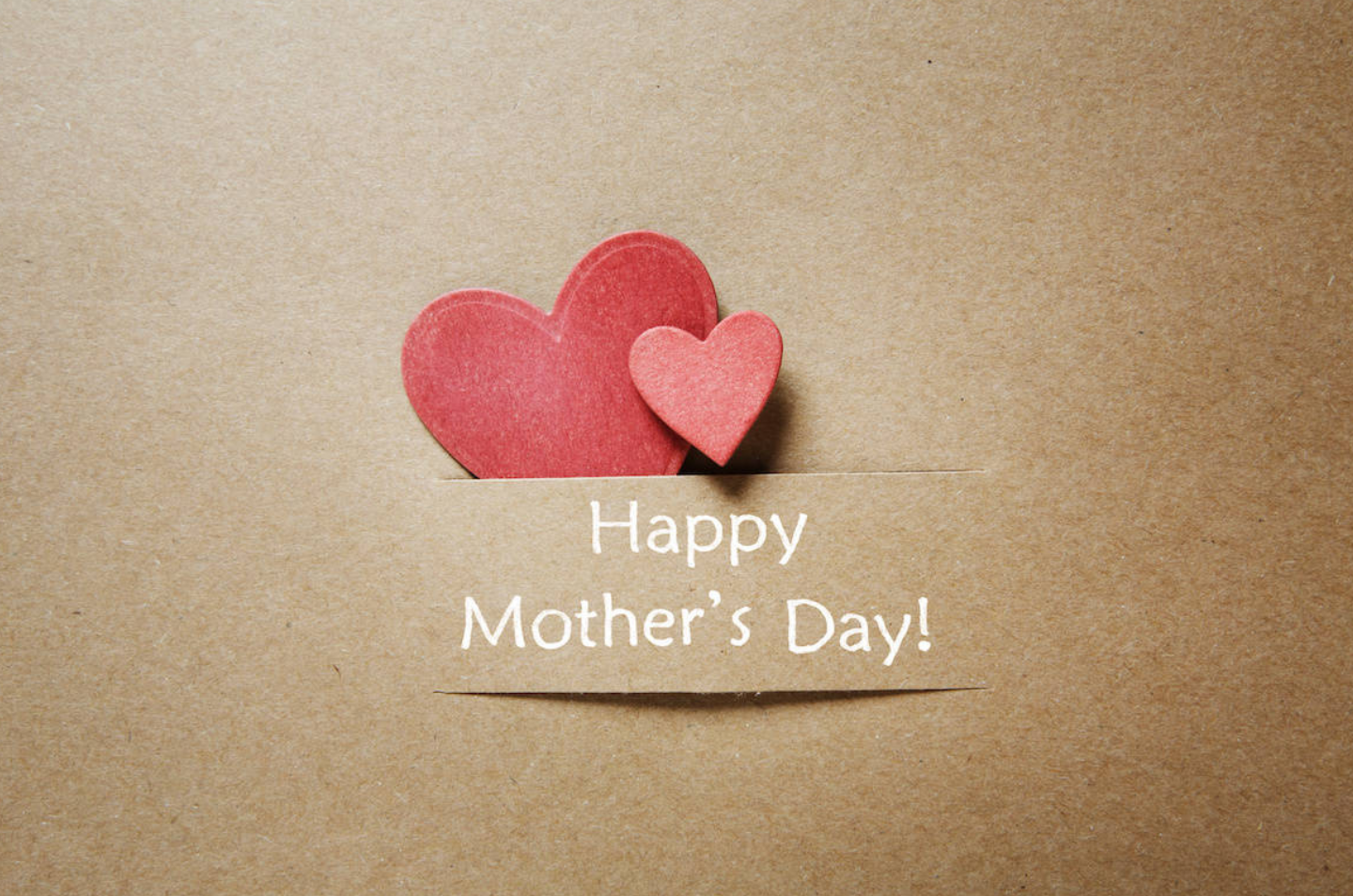 Travel-Gifts-for-Mom-Unique-Ideas-for-Mother-s-Day-2024 AquaVault Inc.